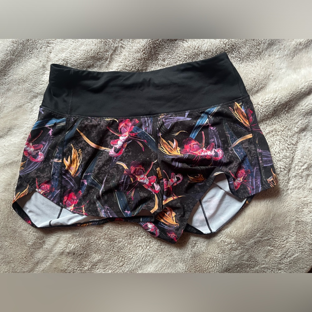 Lululemon Speed Up Shorts